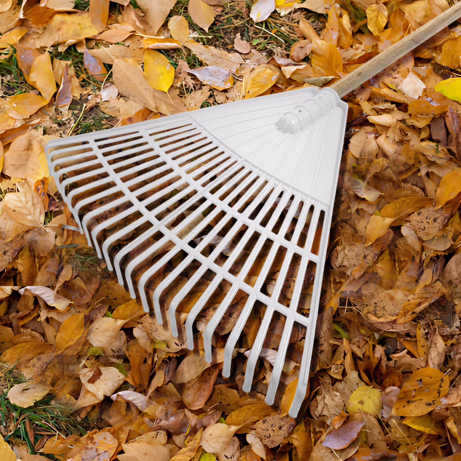 Cetilox 21-Tooth Rubber Garden Rake for Leaves & Straw, Reinforced Agricultural Tool with Ergonomic Handle